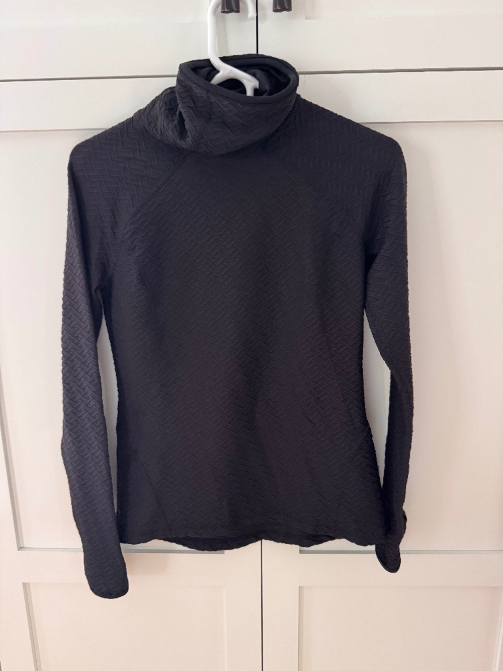 Lucy Long Sleeve Athletic Top Textured Vented Running Thumb Holes